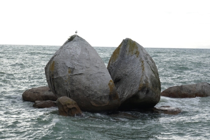 Split Apple Rock, Abel Tasman NP (Foto: Michael Kleinert)